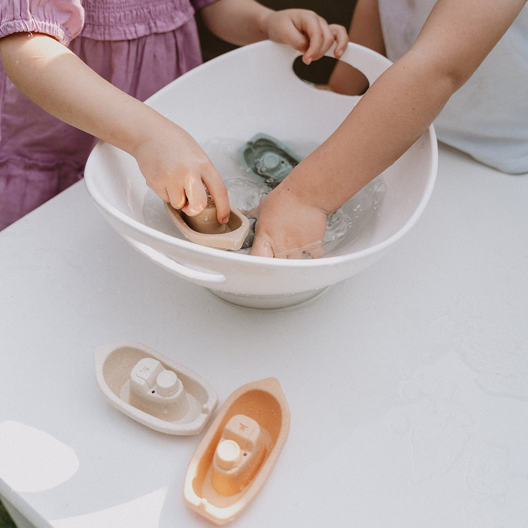 Tug Boat Fun - Bath Toys - Ellie n Ro