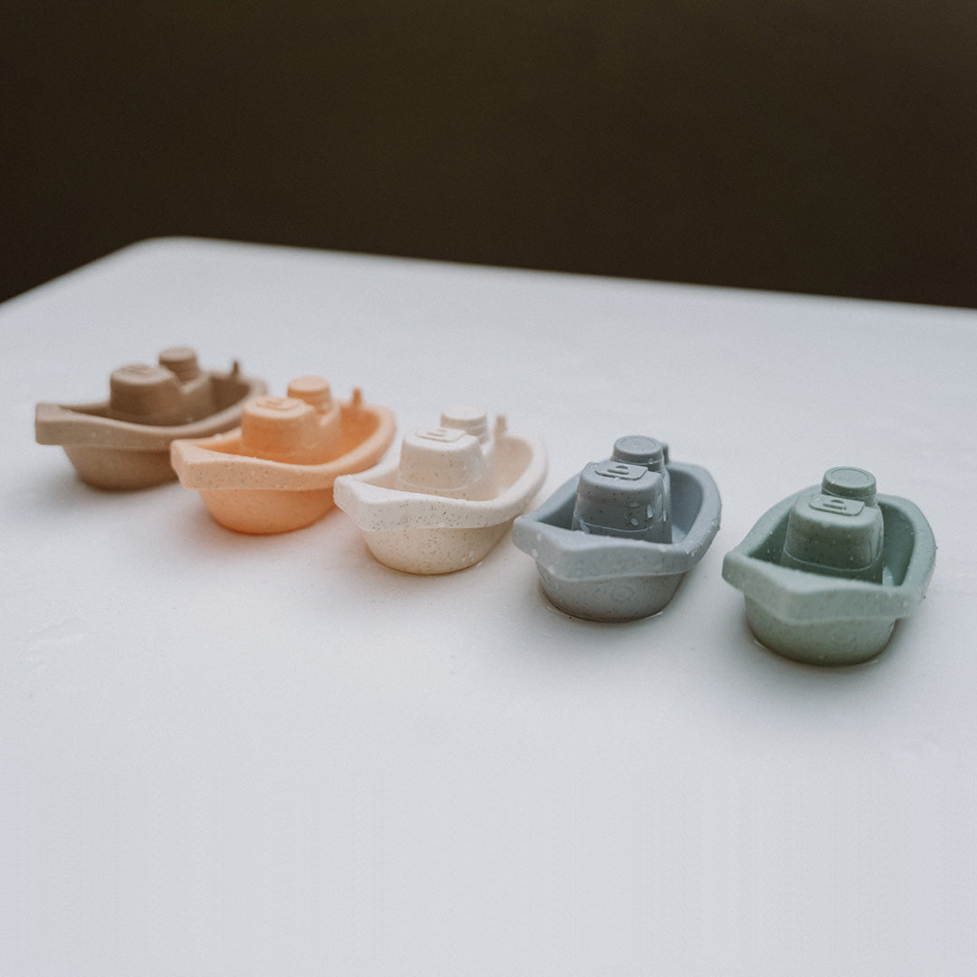 Tug Boat Fun - Bath Toys - Ellie n Ro