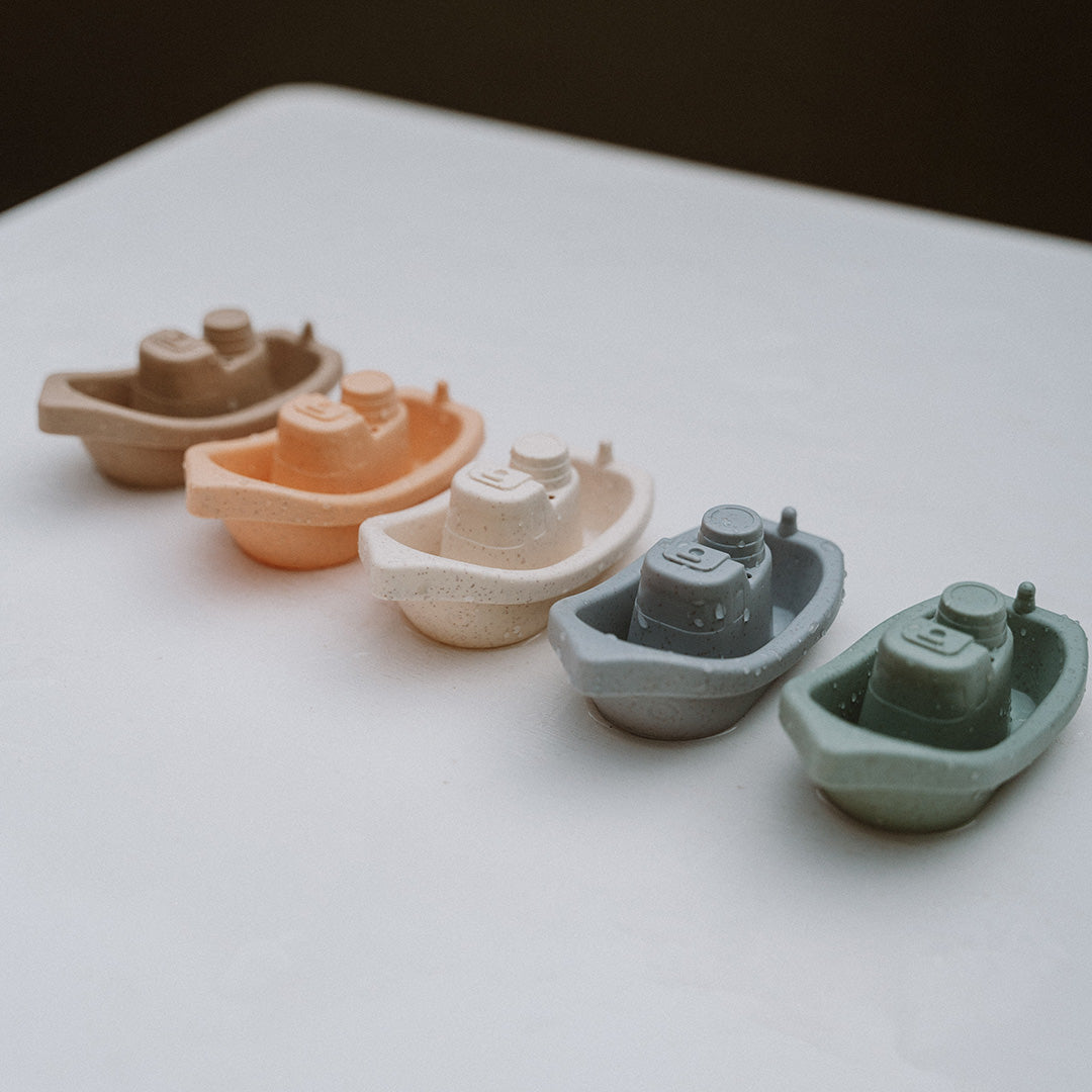 Tug Boat Fun - Bath Toys - Ellie n Ro