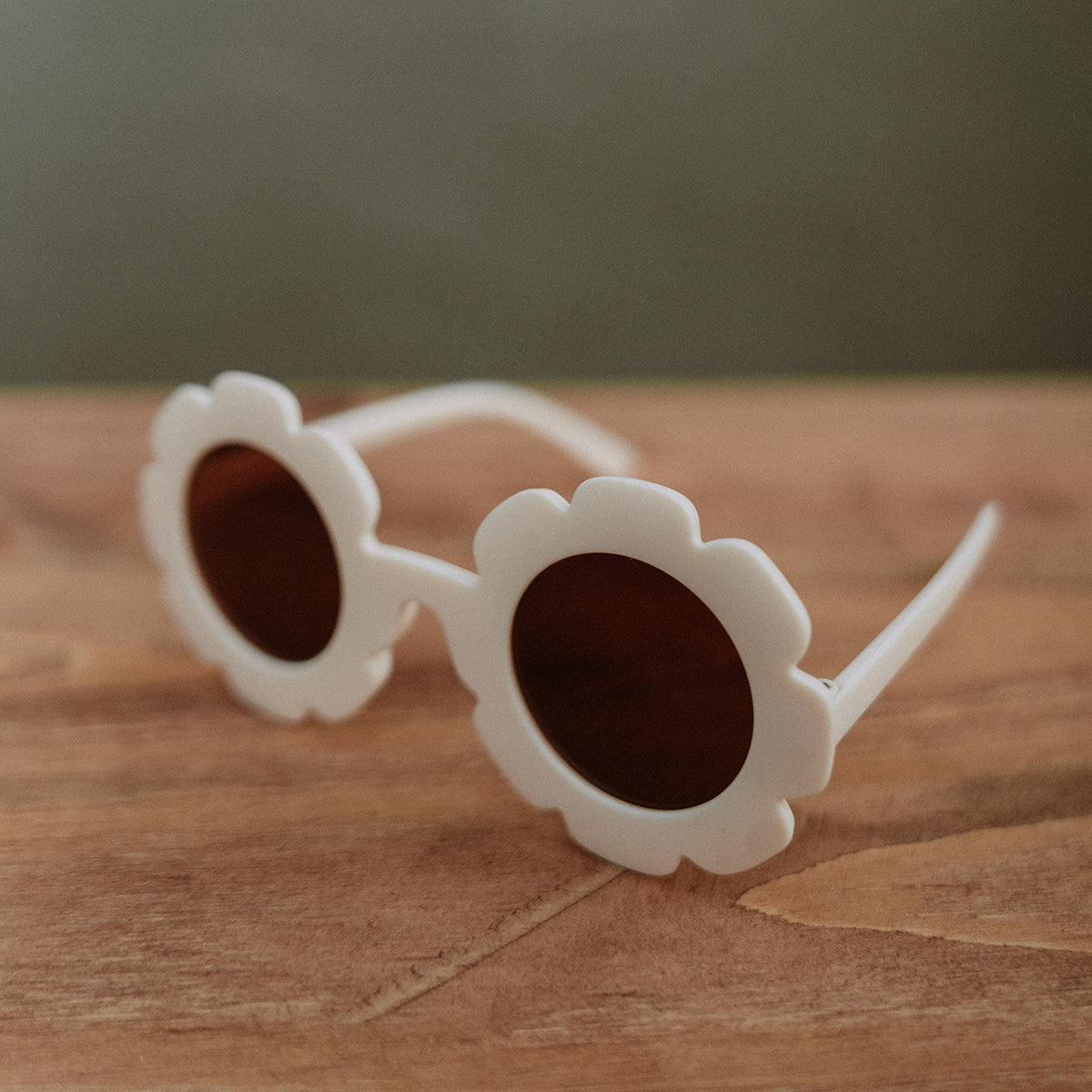 Flower Sunnies - Ellie n Ro