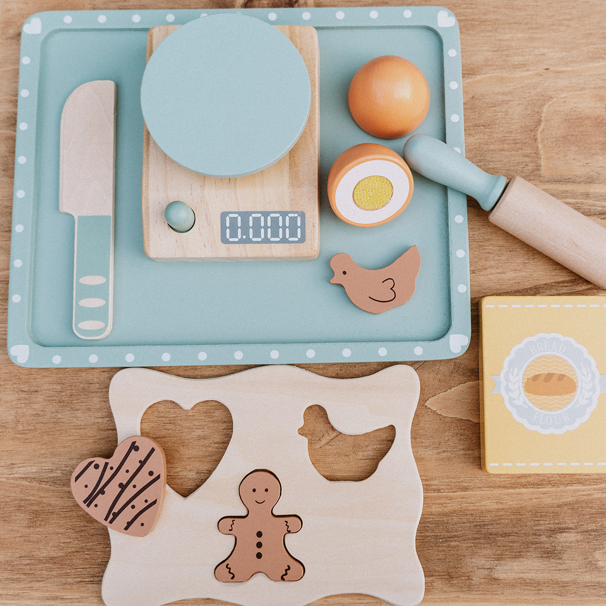 Biscuit Baker - Ellie n Ro
