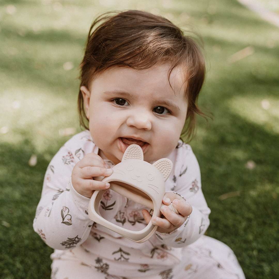 Character Glove Teethers - Ellie n Ro
